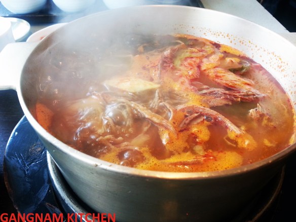 Yukgaejang 육개장